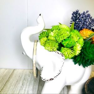 3/$15 Vintage Ivory Cream Enamel Bangle Bracelet